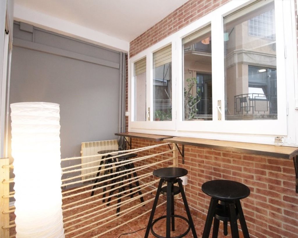 Piso Compartido en Carrer de Roger de Llúria, Barcelona - RH3-R16 Habitación en el centro de Barcelona con servicio de limpieza en las zonas comunes incluido! | Roomgo - Image 2
