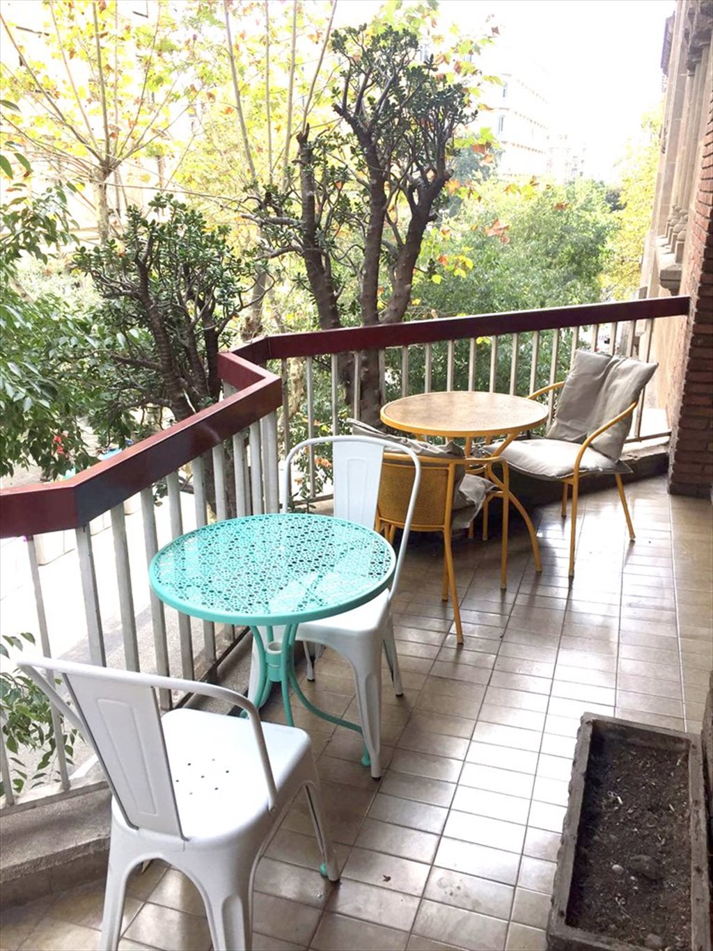 Piso Compartido en Carrer de Roger de Llúria, Barcelona - RH3-R7 ¡Habitación en el centro de Barcelona con servicio de limpieza en las zonas comunes incluido! | Roomgo - Image 3