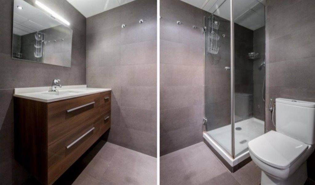 Piso Compartido en Avinguda de la Riera de Cassoles, Barcelona - ¡Habitación super luminosa en un piso reformado en Gracia! RH13-R1 | Roomgo - Image 7