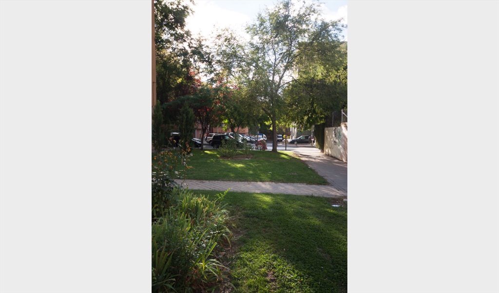 Piso Compartido en Calle de la Laguna, Carabanchel - habitación amplia en piso reformado | Roomgo - Image 6