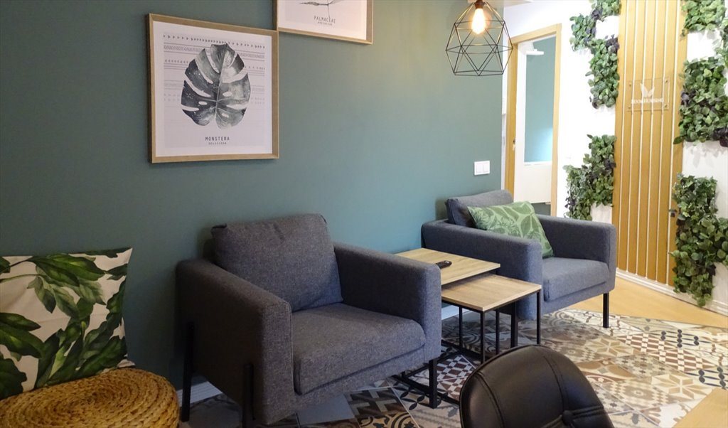 Piso Compartido en Carrer de la Riera de Sant Miquel, Barcelona - ¡Luminosa habitación con cama doble y terraza privada en un piso recién reformado en Gracia! RH19-R1 | Roomgo - Image 6