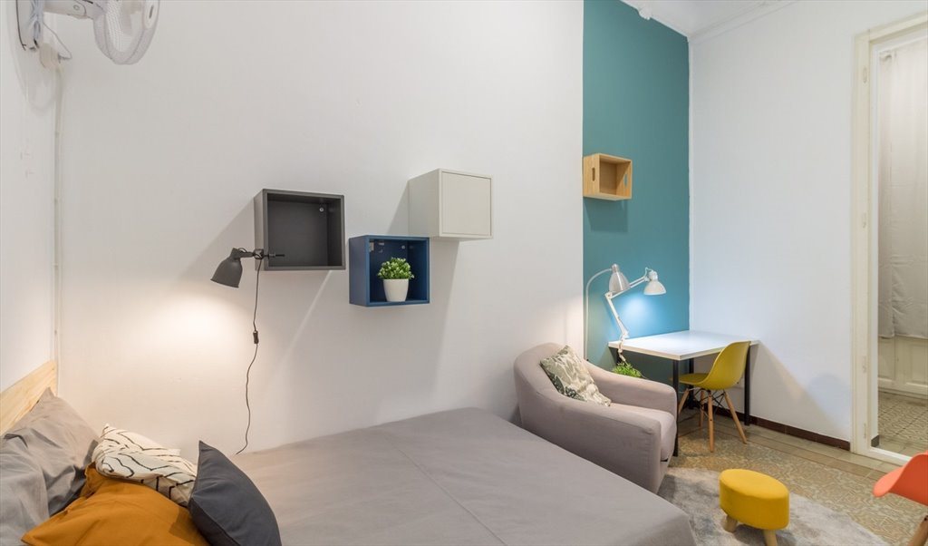 Piso Compartido en Carrer Gran de Gràcia, Barcelona - RH8A-R8 Habitación doble en Gràcia | Roomgo - Image 2