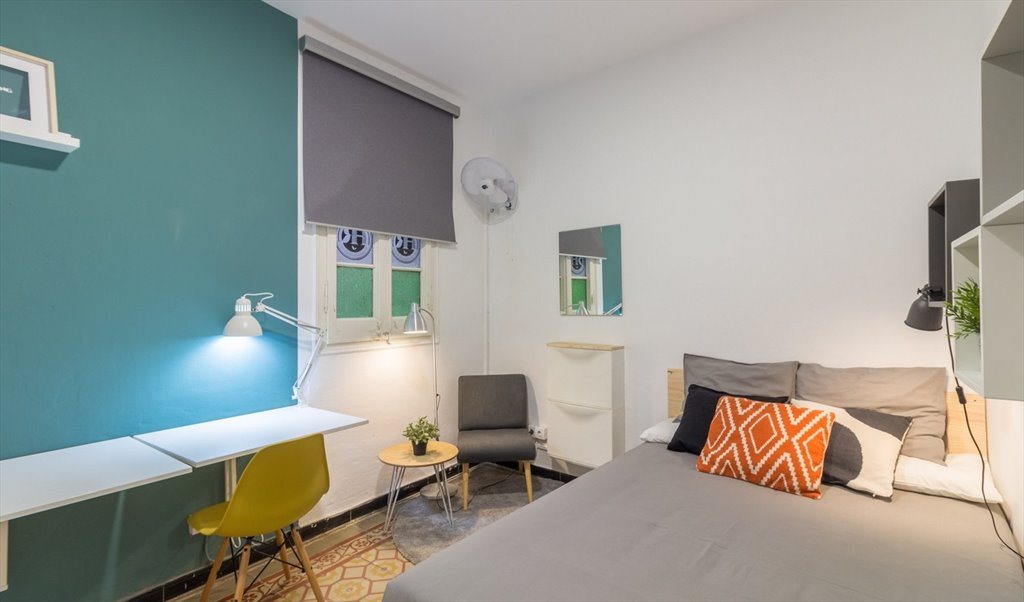 Piso Compartido en Carrer Gran de Gràcia, Barcelona - RH8A-R5 Habitación doble en Gràcia | Roomgo - Image 2