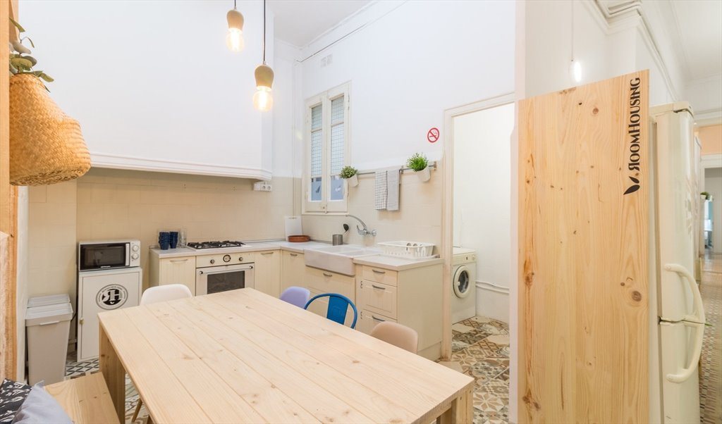 Piso Compartido en Carrer Gran de Gràcia, Barcelona - RH8A-R5 Habitación doble en Gràcia | Roomgo - Image 6