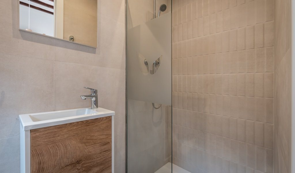 Piso Compartido en Ronda de Sant Pere, Barcelona - RH14A-R1 | Roomgo - Image 7