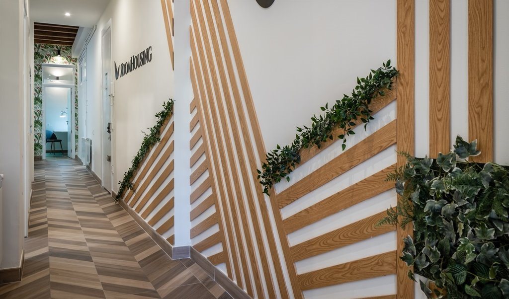 Piso Compartido en Carrer del Rosselló, Barcelona - Cosy Room in Eixample (RH10A-R4) | Roomgo - Image 7