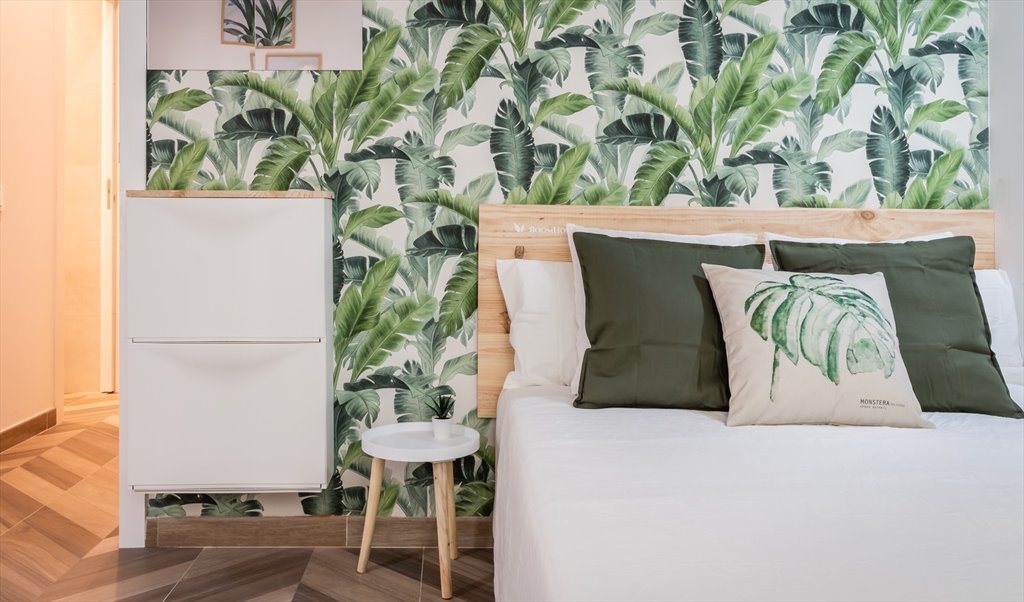 Piso Compartido en Carrer del Rosselló, Barcelona - Amplia Habitacion con Luz natural en Eixample! (RH11A-R1) | Roomgo - Image 7