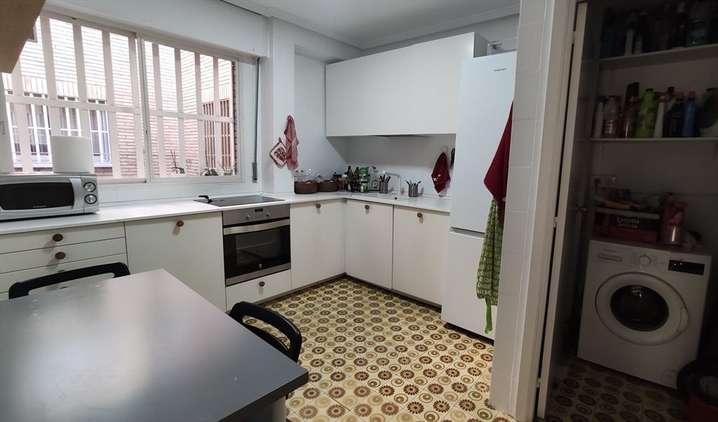 Piso Compartido en Calle de Eduardo Benot, Moncloa-Aravaca - Argüelles,  IG: danilo.magister | Roomgo - Image 8