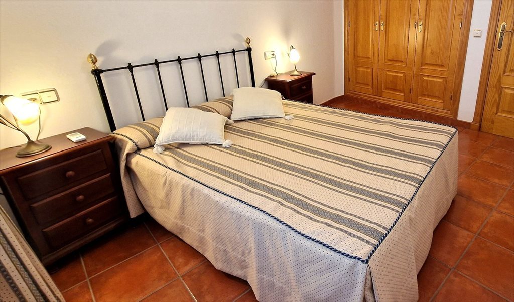 Piso Compartido en Calle de la Ermita, Guaro - Alquiler Habitaciones en Guaro (cerca de Marbella) | Roomgo - Image 4