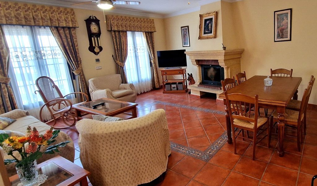 Piso Compartido en Calle de la Ermita, Guaro - Alquiler Habitaciones en Guaro (cerca de Marbella) | Roomgo - Image 5