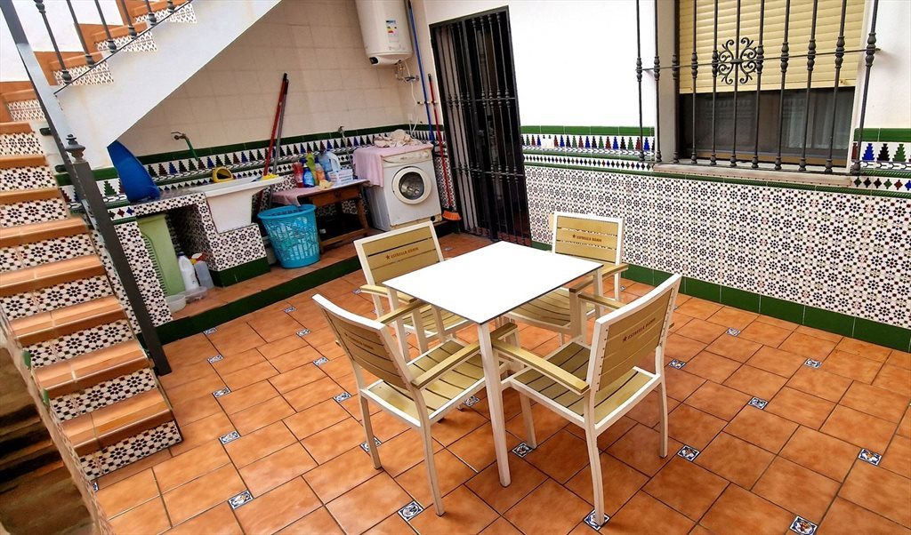 Piso Compartido en Calle de la Ermita, Guaro - Alquiler Habitaciones en Guaro (cerca de Marbella) | Roomgo - Image 8