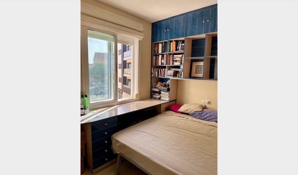 Piso Compartido en Plaza de Federico García Lorca, Plaza de Federico García Lorca - Habitación individual larga temporada | Roomgo - Image 3