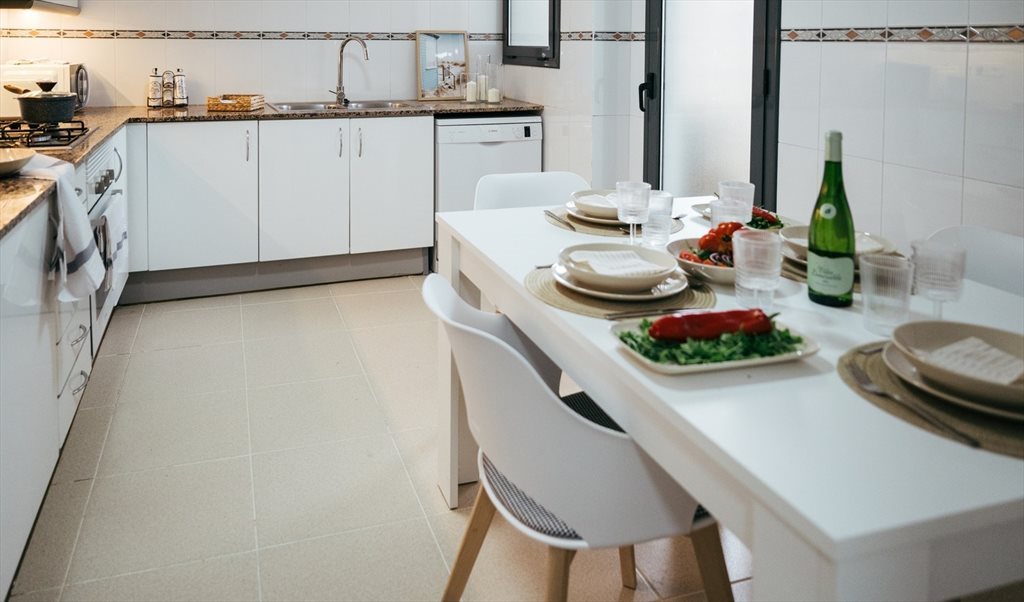 Piso Compartido en Carrer del Perelló, Sant Martí - PALAWAN ROOM: PERFECT | Roomgo - Image 5