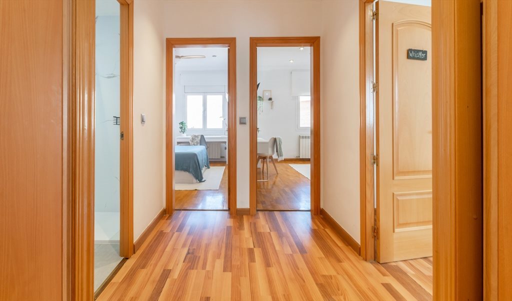 Piso Compartido en Via Augusta, Sarrià-Sant Gervasi - VANCOUVER PRIVATE TERRACE & AIR CONDITIONING | Roomgo - Image 7