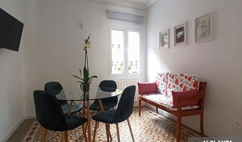 Piso Compartido en Calle de la Esperanza Macarena, Villaverde - Alquiler de habitación individual solo para chicas | Roomgo - Image 4