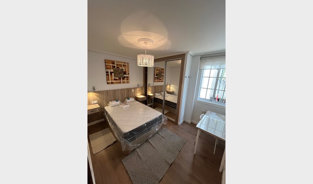 Piso Compartido en Calle de Francisco Catoira, A Coruña - Alquilo habitaciones temporada | Roomgo - Image 4