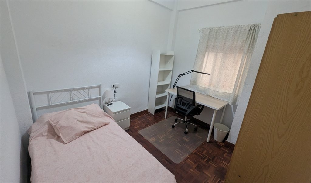 Piso Compartido en Calle de Periodista Nicolás Ortega Pagan, Centro - Habitación en piso Murcia centro | Roomgo - Image 5