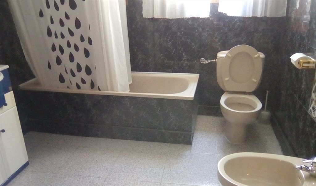 Piso Compartido en Calle de Monzón, Torrero-La Paz - Gastos incluidos | Roomgo - Image 2