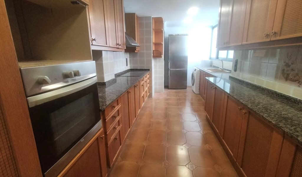 Piso Compartido en Carrer de la Pianista Empar Iturbi, Jesús - Amplia habitación nueva a estrenar | Roomgo - Image 5