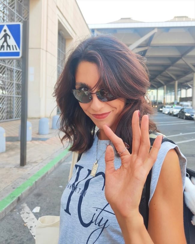 Marian - Trabajador - 2 Mujer - Madrid - Image 1