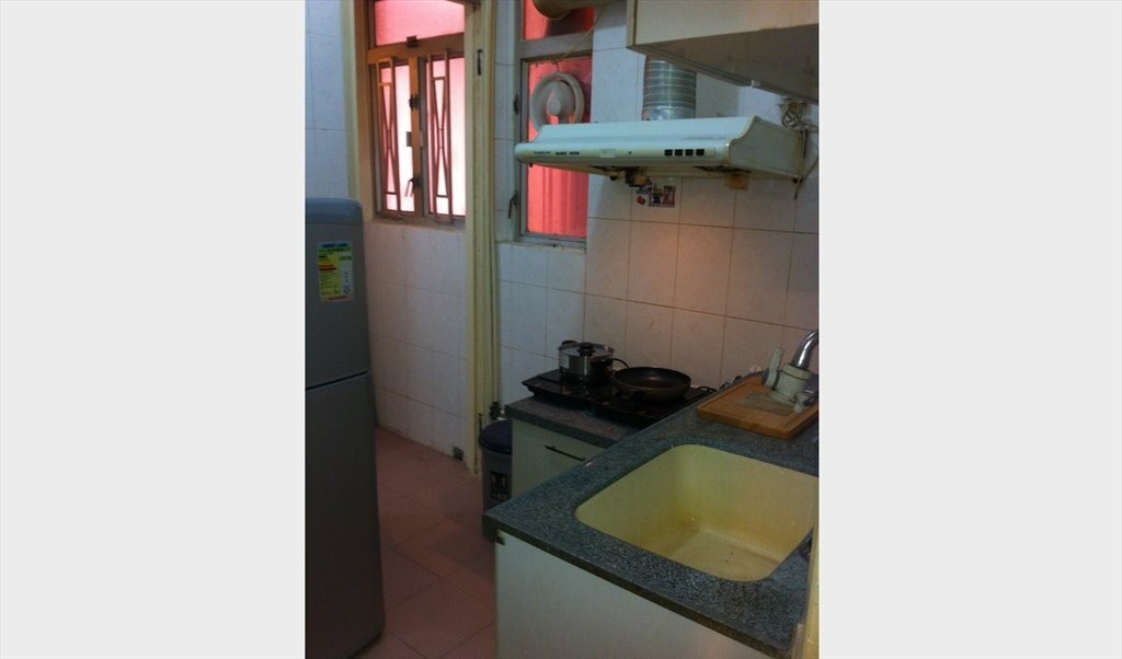 Room for rent in King's Road, North Point - Cheap Room to Rent Fortress Hill - Image 4