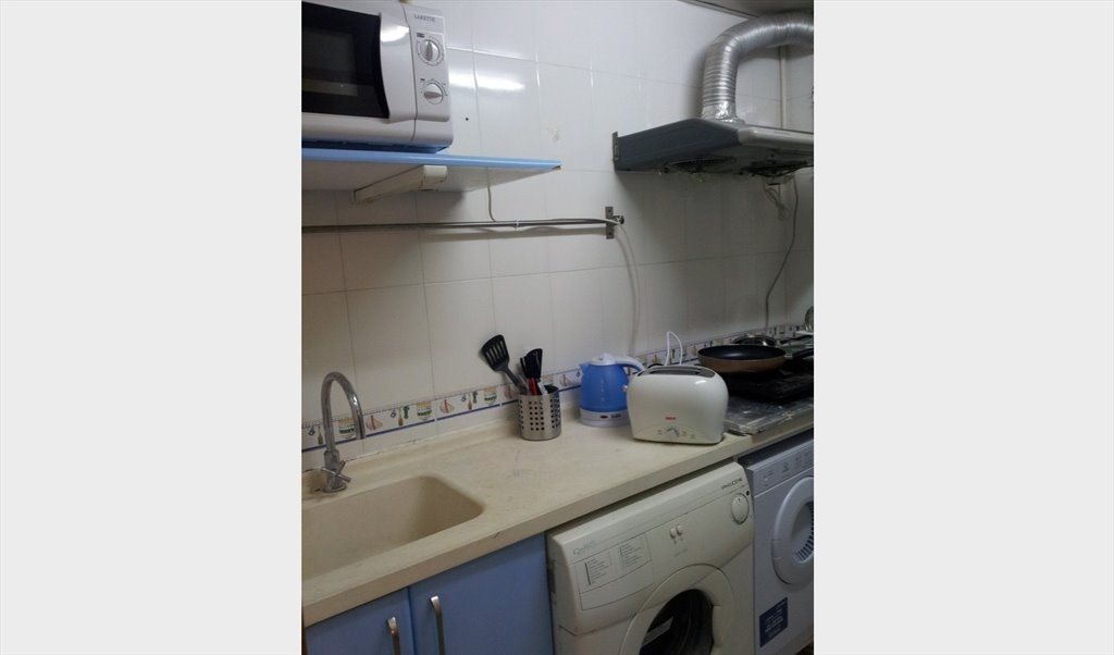 Room for rent in Waterloo Road, Yau Ma Tei - Yau Ma Tei Room  $4500 - Image 4