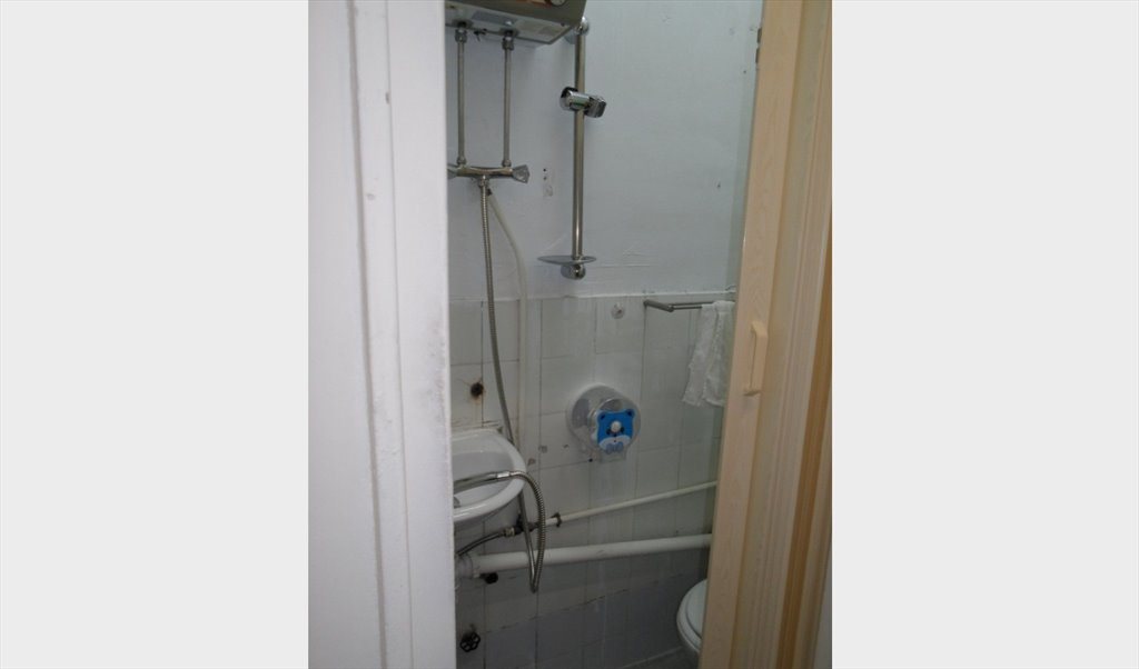 Room for rent in King's Road, Quarry Bay - QUARRY BAY ROOM FOR ONLY $5000 - Image 3