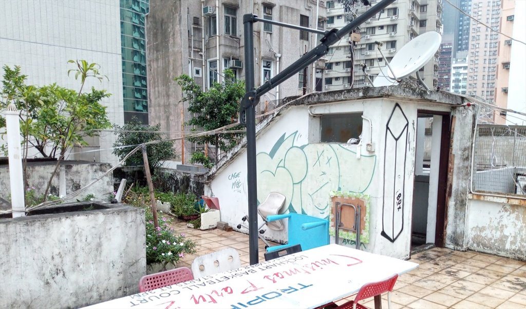 Room for rent in Canal Road West, Wan Chai - $6000/ month Wan Chai Shared Flat (5 mins walk from MTR station) - Image 2