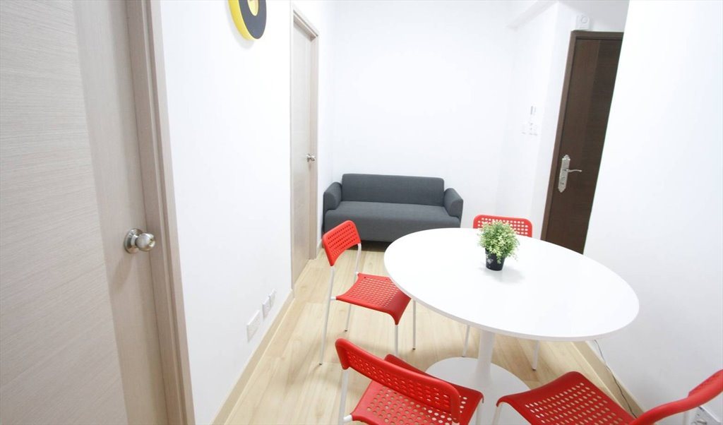 Room for rent in Canal Road West, Wan Chai - $6000/ month Wan Chai Shared Flat (5 mins walk from MTR station) - Image 4