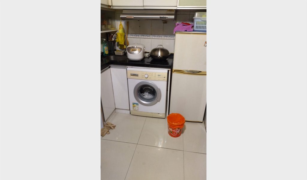 Room for rent in Nathan Road, Mong Kok - Private room for single or two - Image 8