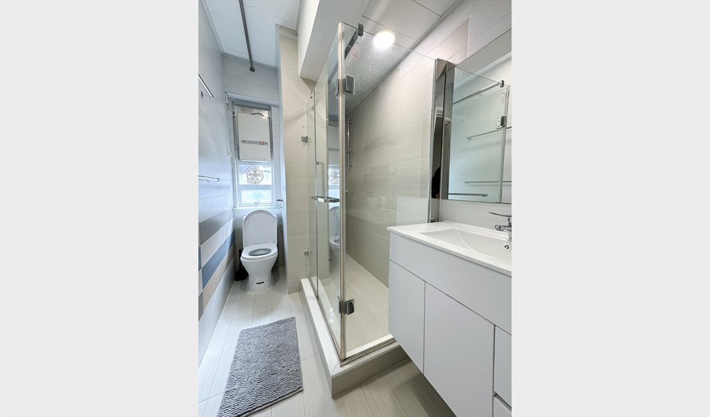 Room for rent in Caine Rd, Central - Spacious Room with a City View, Plenty of Sunlight - Image 7