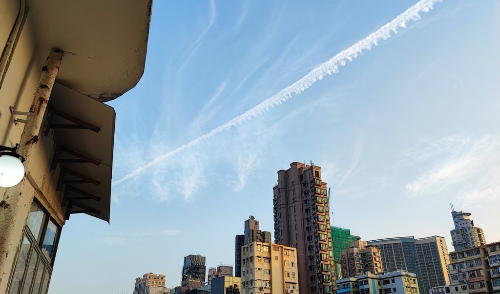 Room for rent in 漆咸道南, 油麻地 - No agent fee. New refurb shared apartment room with separate terrace in Hung Hom 50-90fts - Image 6