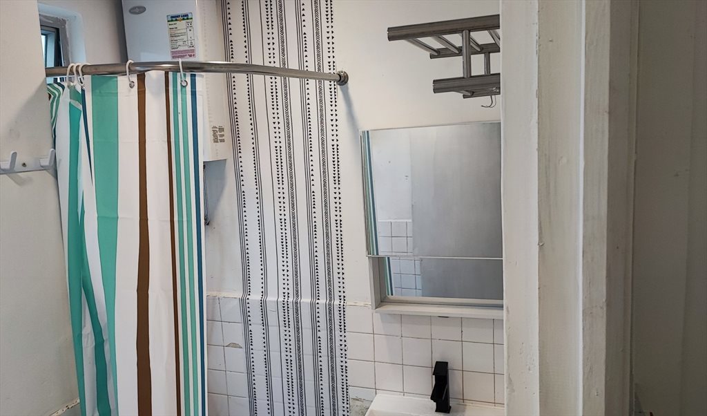 Room for rent in 長沙灣道, 深水埗 - New shared apartment 4 min walk to Prince Edward Station - Image 8