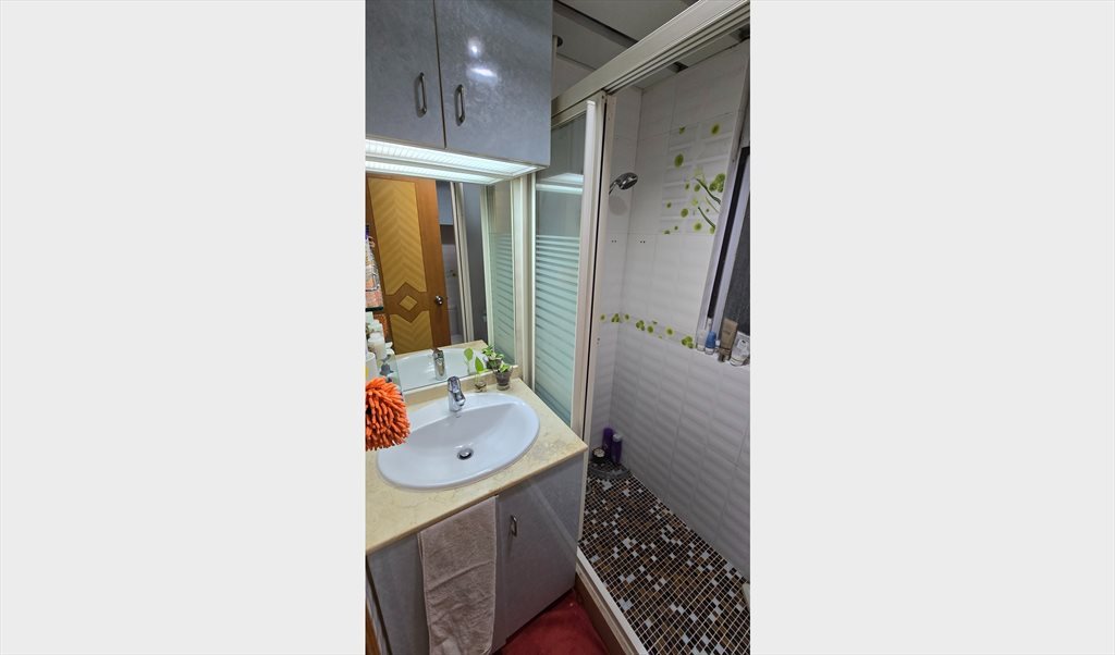 Room for rent in Lockhart Rd, Wan Chai - Double Bed Room close to WAN CHAI MTR available NOW! - Image 6