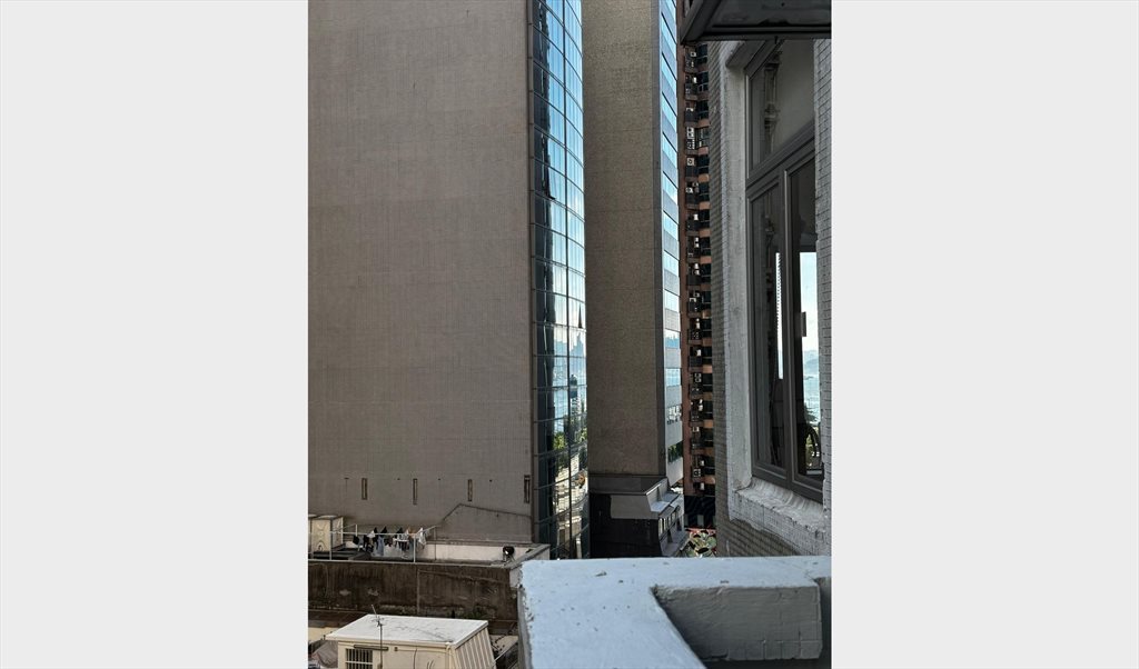 Room for rent in Wing Lok St, Sheung Wan - This apartment is available NOV 1-JUNE 30 - Image 8