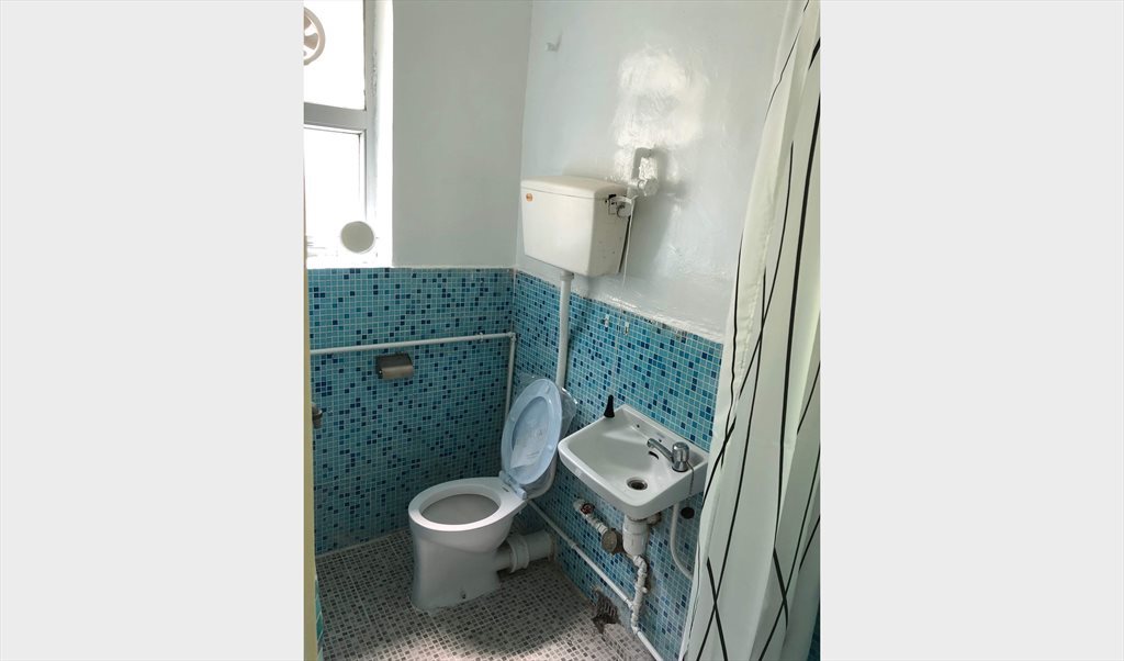 Room for rent in Eastern St, Sai Ying Pun - Room in Shared Apartment - Sai Ying Pun - Image 2