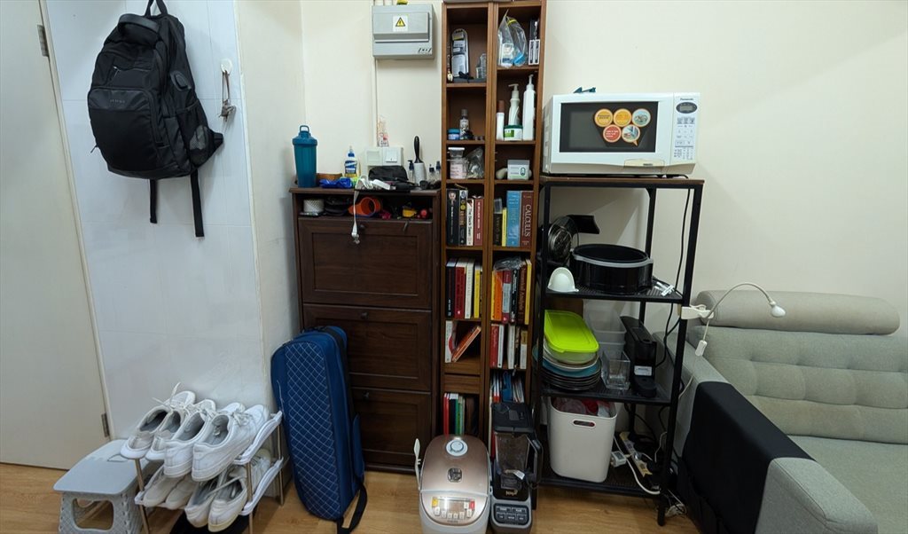 Room for rent in Anchor St, Tai Kok Tsui - Private Studio: 210sq Furnished - Image 8