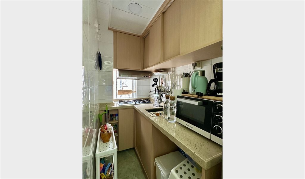 Room for rent in Marble Rd, North Point - Private and Furnished Room for Rent in North Point - All Bills Included - Image 3