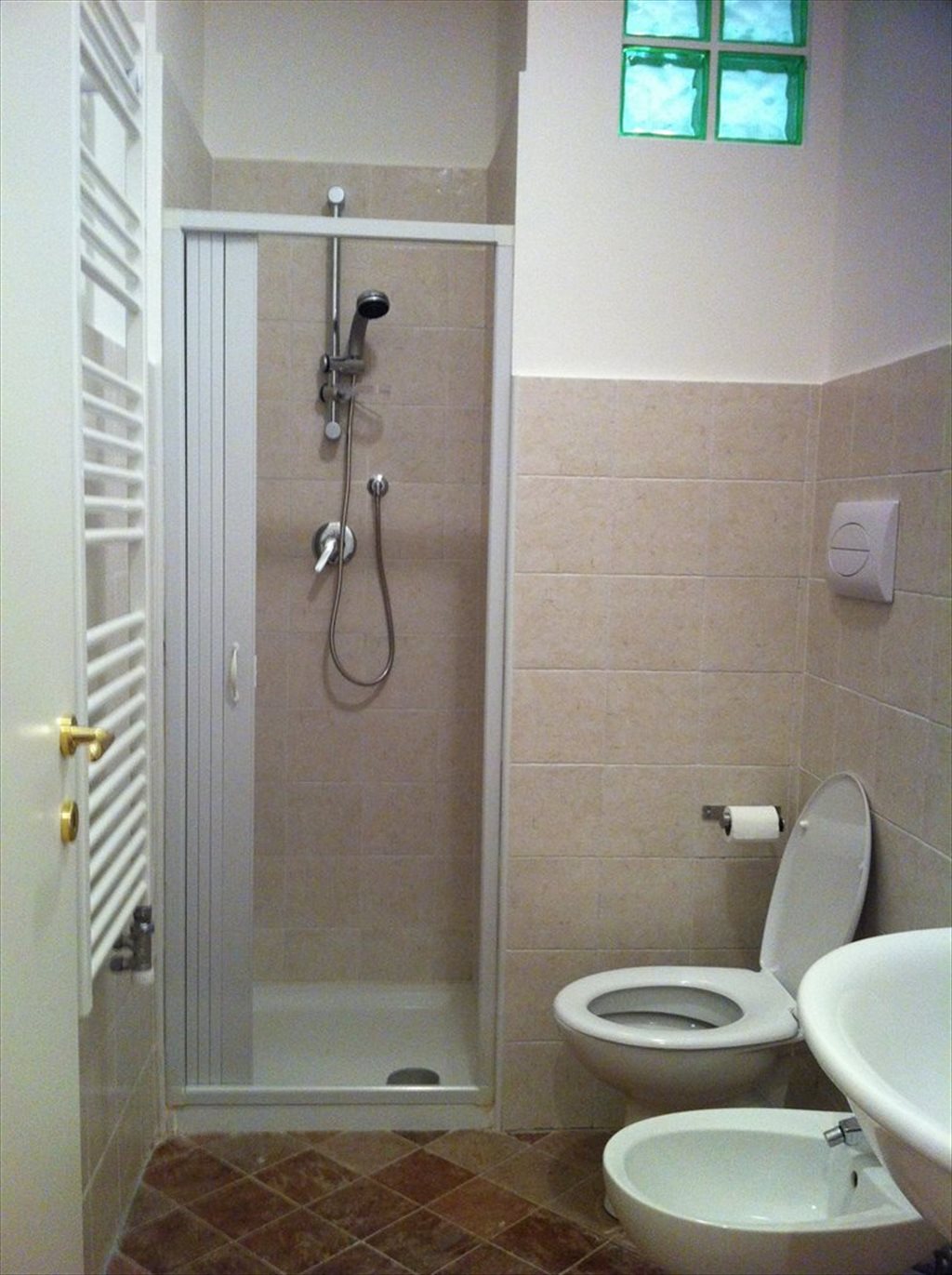 Stanze e Posti Letto in Affitto - Via Giulio Carcano, Milano - Splendida singola in appartamento ristrutturato! | Roomgo - Image 4