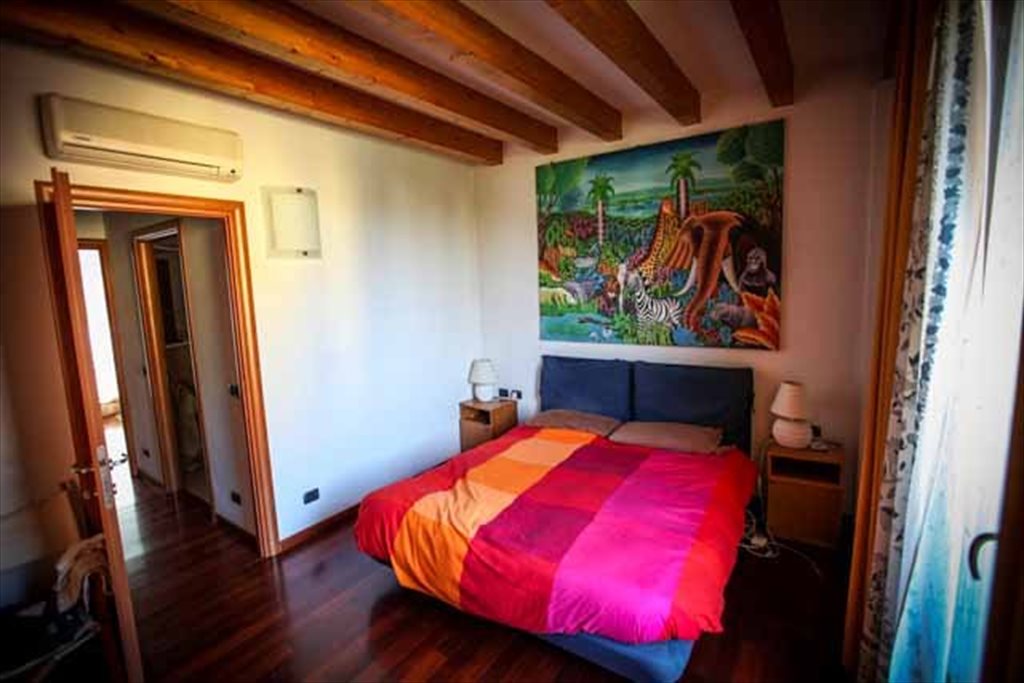 Stanze e Posti Letto in Affitto - Via Crescenzago, Porta Venezia-Lambrate-Città Studi - CAMERA CON BAGNO PRIVATO IN LOFT MILANO LAMBRATE | Roomgo - Image 4