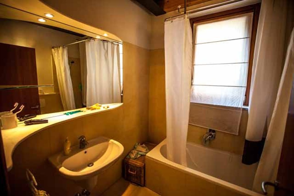 Stanze e Posti Letto in Affitto - Via Crescenzago, Porta Venezia-Lambrate-Città Studi - CAMERA CON BAGNO PRIVATO IN LOFT MILANO LAMBRATE | Roomgo - Image 6