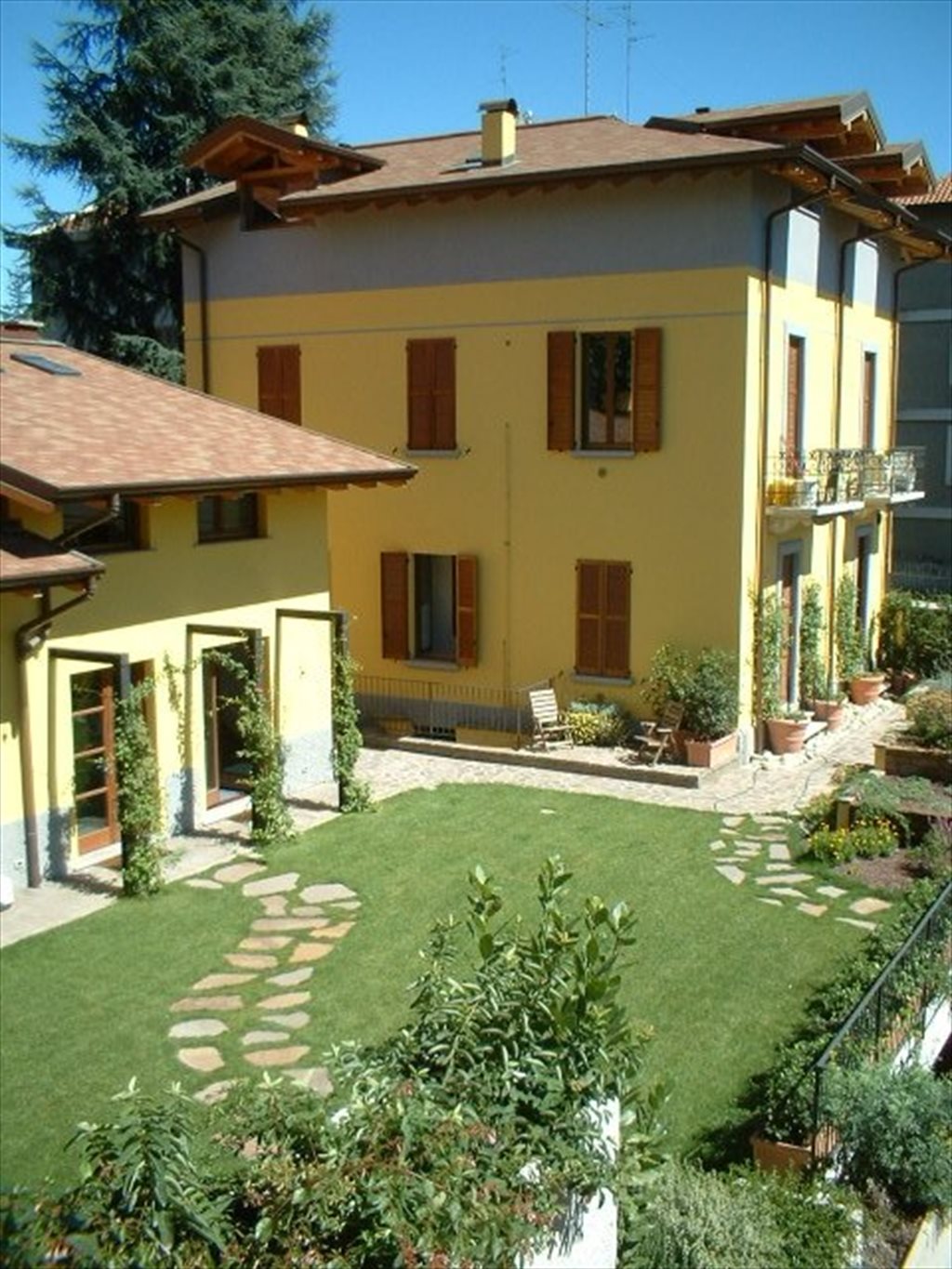 Stanze e Posti Letto in Affitto - Via Crescenzago, Porta Venezia-Lambrate-Città Studi - CAMERA CON BAGNO PRIVATO IN LOFT MILANO LAMBRATE | Roomgo - Image 8