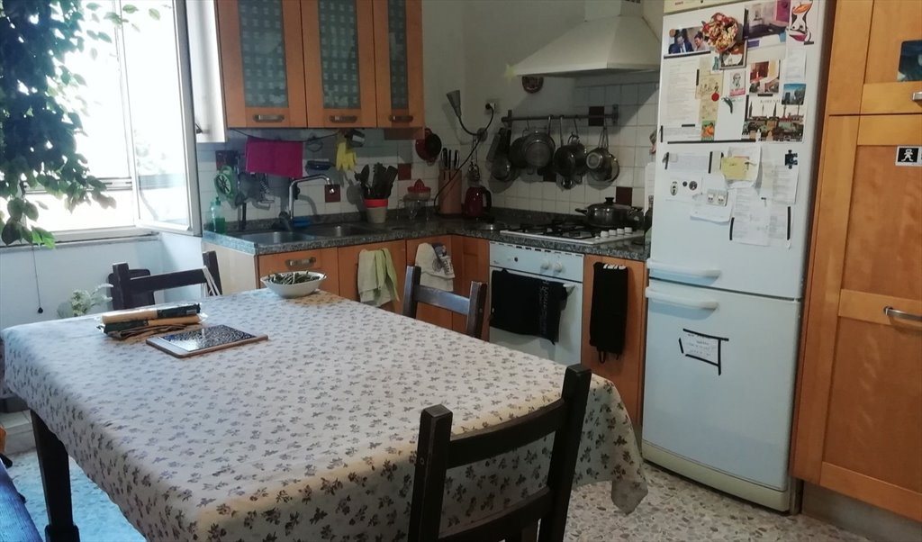 Stanze e Posti Letto in Affitto - Via degli Umbri, III Municipio - 1 SINGOLA SAN LORENZO | Roomgo - Image 2