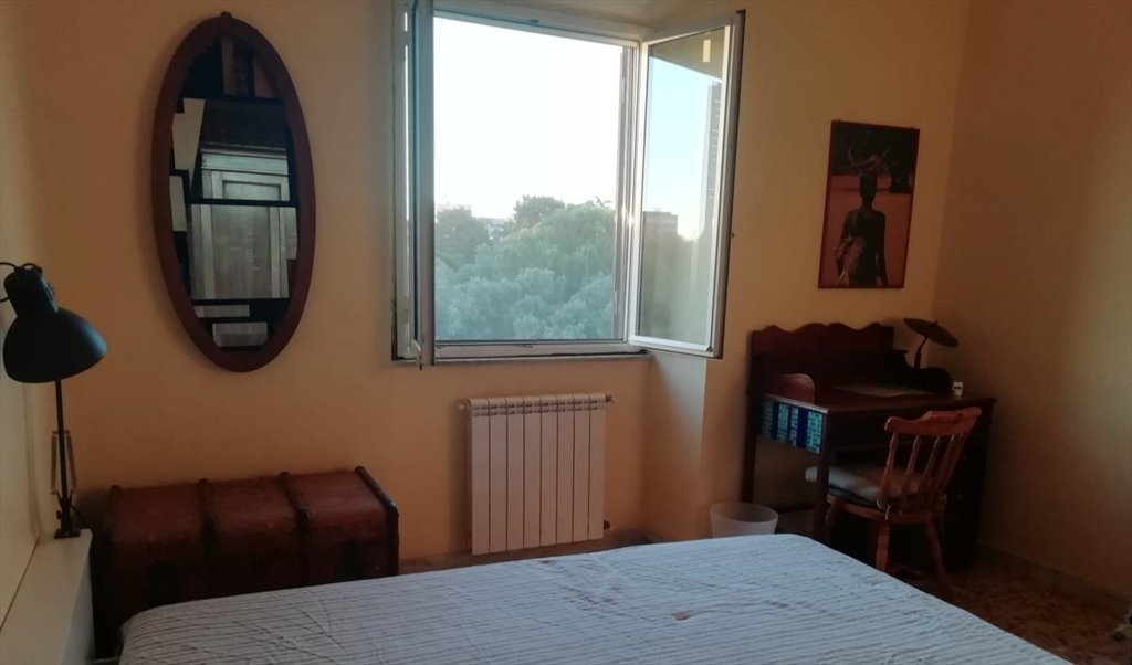 Stanze e Posti Letto in Affitto - Via degli Umbri, III Municipio - 1 SINGOLA SAN LORENZO | Roomgo - Image 4