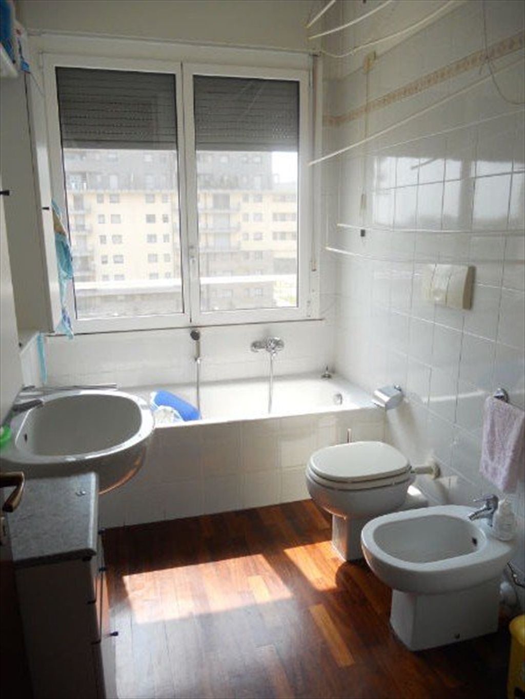 Stanze e Posti Letto in Affitto - Via Sesto San Giovanni, Milano - Stanza matrimoniale uso singola in affitto | Roomgo - Image 4