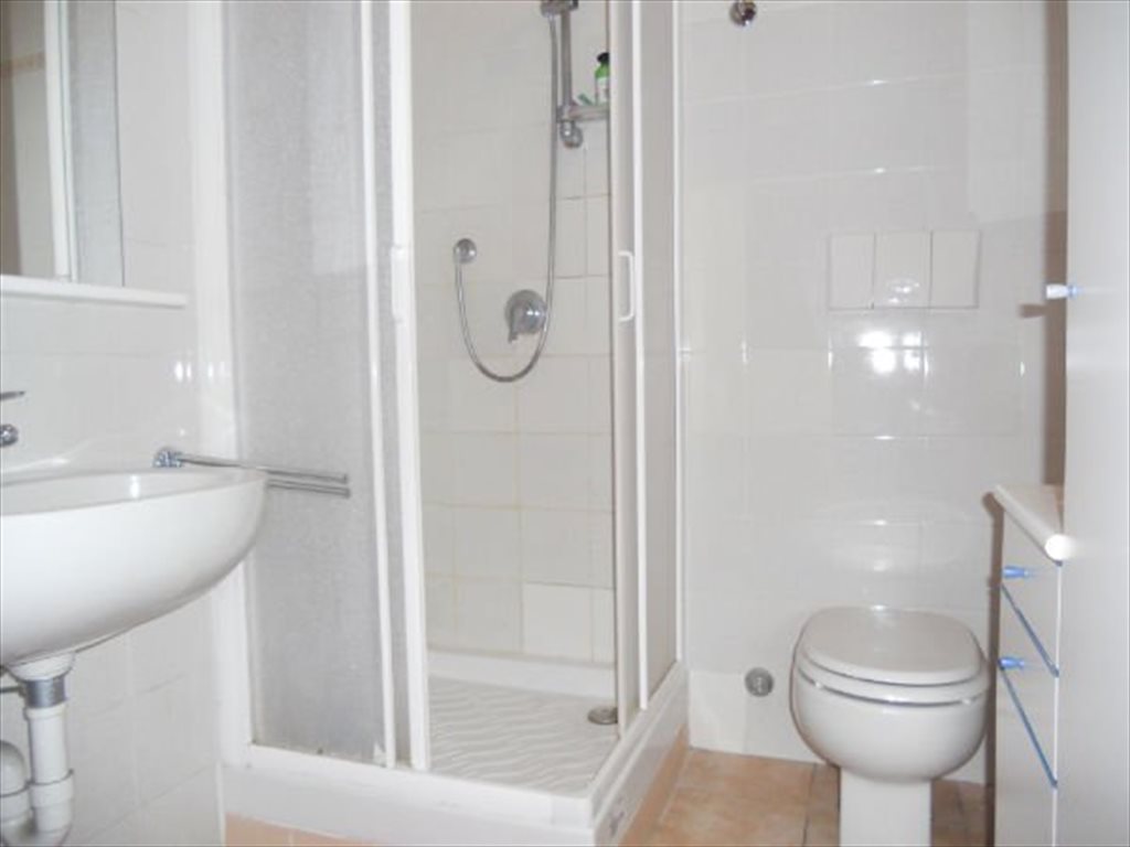 Stanze e Posti Letto in Affitto - Via Sesto San Giovanni, Milano - Stanza matrimoniale uso singola in affitto | Roomgo - Image 6