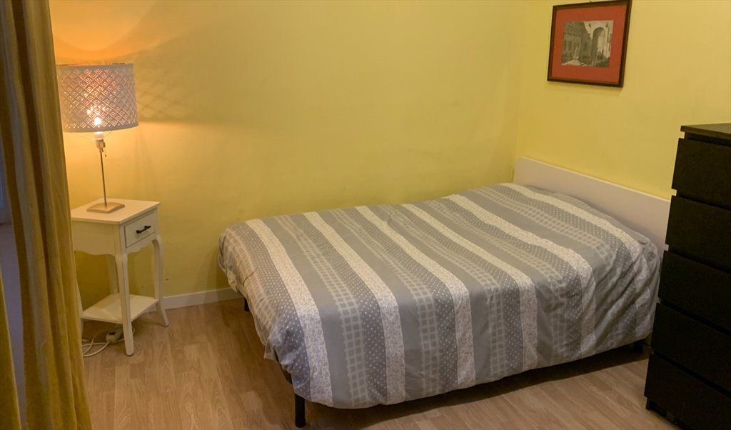 Stanze e Posti Letto in Affitto - Via Napoleone III, I Municipio - Stanza Roma Centro | Roomgo - Image 2