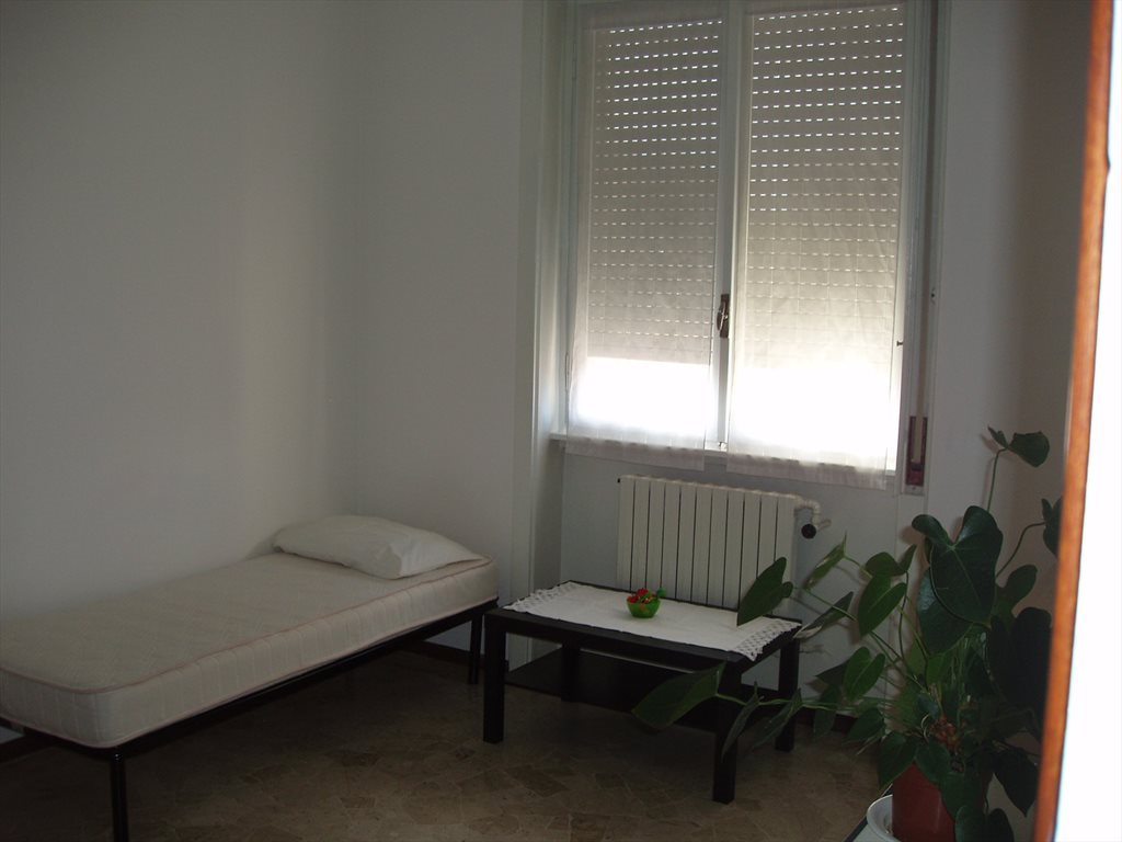 Stanze e Posti Letto in Affitto - Via Asiago, Milano - Camera Singola zona MM1 Gorla | Roomgo - Image 5