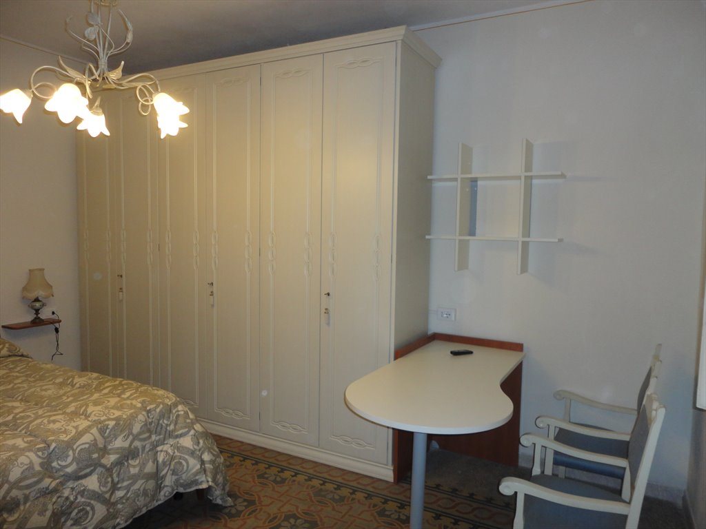 Stanze e Posti Letto in Affitto - Via del Trionfo, Arezzo - AREZZO posto in doppia vicino università euro 243 mensili | Roomgo - Image 8