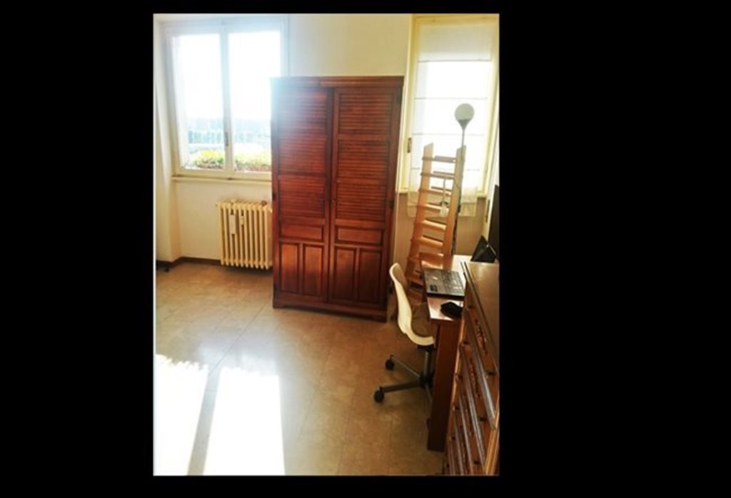 Stanze e Posti Letto in Affitto - Viale Famagosta, Porta Genova-Giambellino-Lorenteggio - 2Rooms last floor - NAVIGLI - NABA - IULM | 2 stanze ultimo piano - MM Famagosta | Roomgo - Image 6